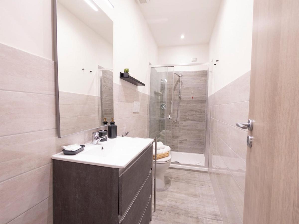 The Best Rent - Apartment Close To Termini Station Roma Esterno foto